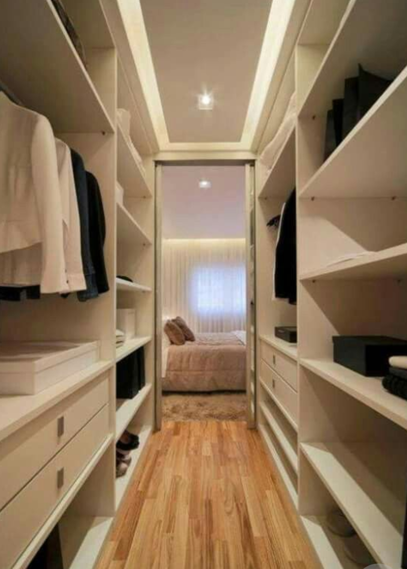 П-образная гардеробная комната в спальню Барановичи