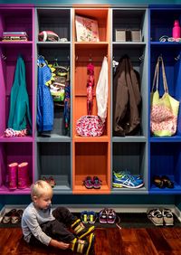 Детская цветная гардеробная комната Барановичи