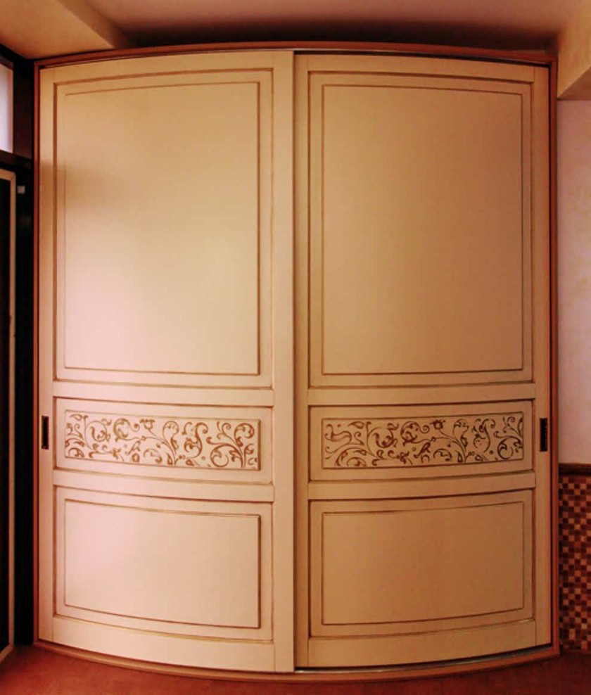 Радиусный шкаф купе с фрезеровкой, эмаль Барановичи